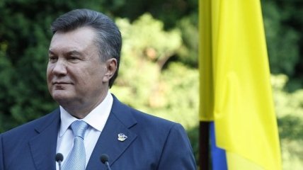 Янукович предлагает создать программу развития украинского языка 
