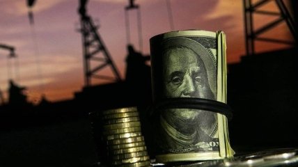 Цены на нефть упали более чем на 3%: WTI торгуется ниже $55 за баррель