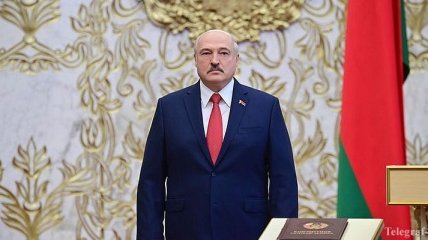 Бункерная инаугурация Лукашенко: в сети появились яркие фотожабы и карикатуры