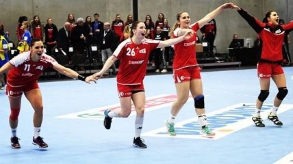 Украина сенсационно разгромлена Швейцарией в отборе на женский Евро-2018 по гандболу