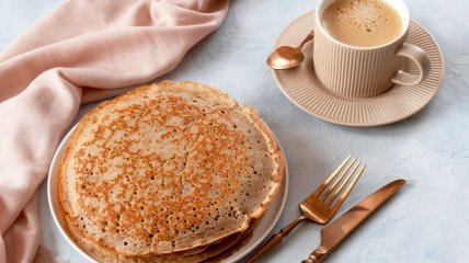 Млинці на сироватці (відео)