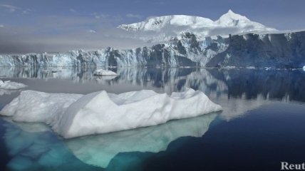 Озоновая дыра над Антарктидой постепенно уменьшается