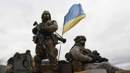 Украинские бойцы дают мощное сопротивление оккупантам