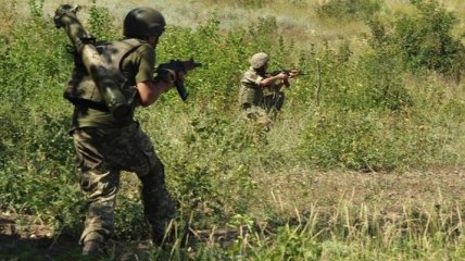 Штаб ООС: За минувшие сутки ранены двое украинских военных