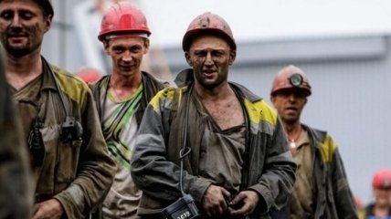 П'ять місяців без грошей: шахтарі зважилися на радикальні заходи через борги із зарплати (фото)