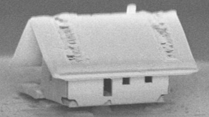 Роботы смогли построить самый маленький дом в мире