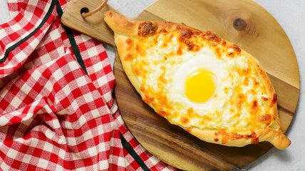 Хачапури по-аджарски