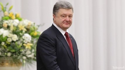Порошенко назвал условия проведения местных выборов на Донбассе