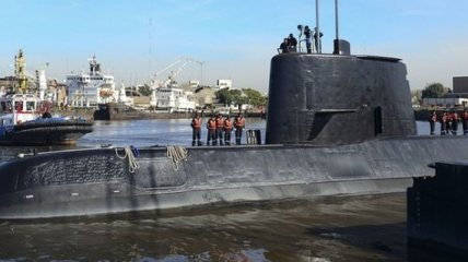 В зоне поиска аргентинской субмарины зафиксировали огни сигнальных ракет