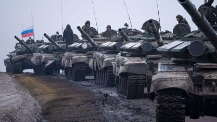 Колонна російських танків