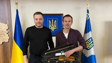 Денис Монастырский и Святослав Вакарчук