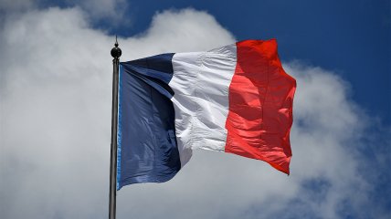 Французы должны выехать как можно скорее