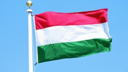 Минобороны Венгрии открыло военную базу на южной границе