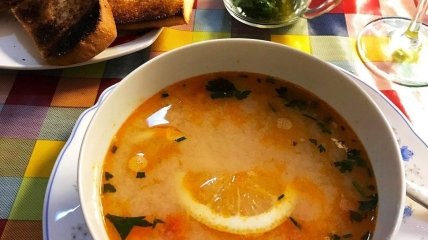 Пісний рибний суп по-іспанськи — як приготувати