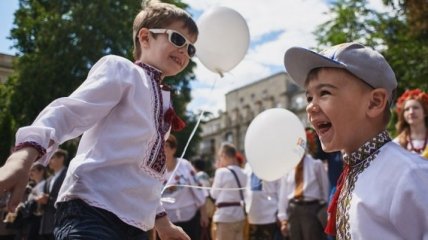 Украинские знаменитости записали трогательное видео ко Дню защиты детей