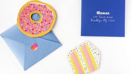 Торт и пончик: оригинальная открытка с Днем матери своими руками