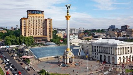 Завтра в центре Киева частично ограничат движение транспорта