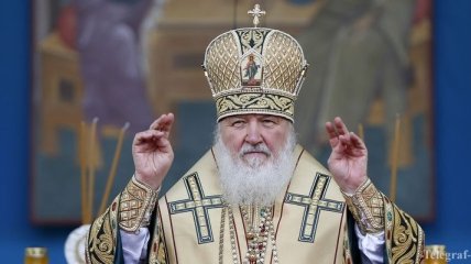 Кирилл призвал Варфоломея не давать Украине Томос