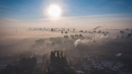 Киев затянуло дымом