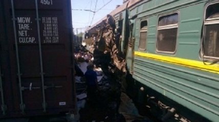 В Подмосковье авария с участием пассажирского и грузового поездов: есть погибшие 