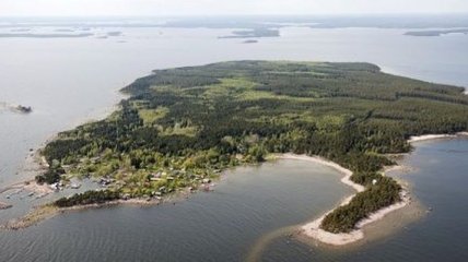На острове в Финляндии запрещают въезд мужчинам