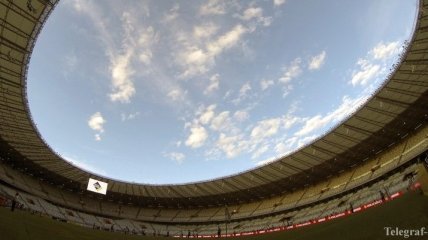 Бразильцы приостановили строительство стадиона "Итакеран" 