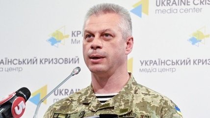 Один украинский военный ранен при подрыве на взрывном устройстве в зоне АТО