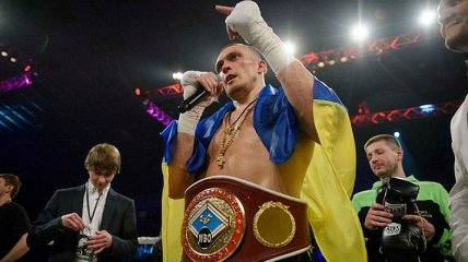 Александр Усик признан боксером года по версии WBO