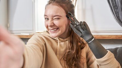 Винахід Esper Bionics