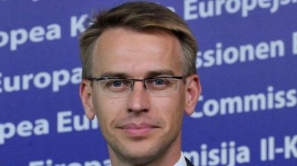 ЕС обеспокоен новым законом о государственных закупках в Украины