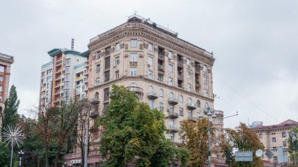 В Киеве на Крещатике европейского дипломата оставили без налички и документов