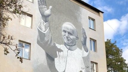 По факту разрисовывания мурала Иоана Павла II начато уголовное производство