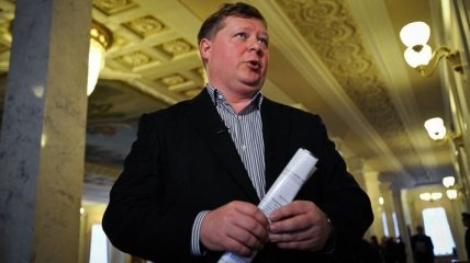 Голуб заявил о многомиллионных счетах Симоненко в зарубежных банках