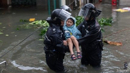 Тайфун в Китае: пострадавших более 100 человек