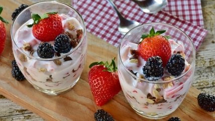 Ученые рассказали, действительно ли йогурт способствует похудению