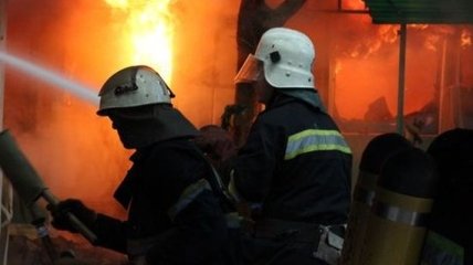 В Луганске загорелось кафе в центре города  