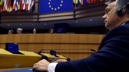 Орбан пригрозил Европарламенту выходом своей партии