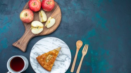 Яблочный пирог - отличная альтернатива классической шарлотке