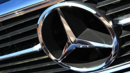 Чистая прибыль российского подразделения Mercedes упала на 33%