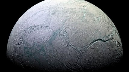 Изображения планеты Сатурн миссии Cassini