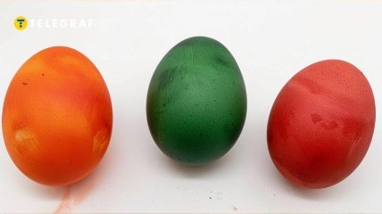 Крашанки можна зробити разом з дітьми  (зображення створено за допомогою ШІ)