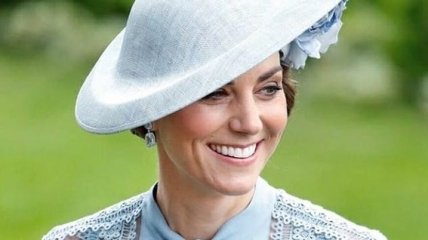 Знаковое событие в жизни Кейт Миддлтон: скромный наряд герцогини