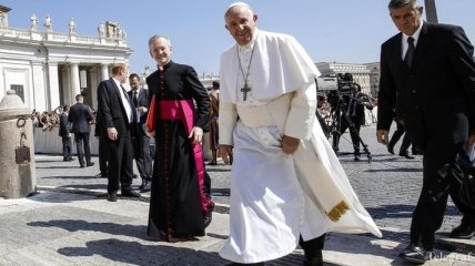 Папа Римский: Радуюсь за освобожденных, которые смогли обнять своих близких