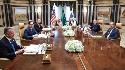 Переговоры США и России в Саудовской Аравии