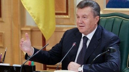 Янукович пришел на НСК "Олимпийский" болеть за Украину