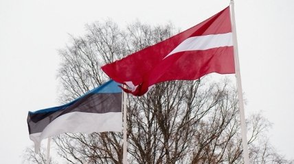 Эстония и Латвия намерены взыскать компенсацию с России за советскую оккупацию