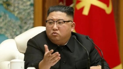 Ким Чен Ын впервые за долгое время "вышел в люди" (видео)