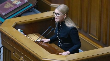 Сломанный микрофон Разумкова: в Раде оценили ущерб от действий Тимошенко