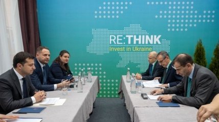 Зеленский договорился с ЕБРР об инвестициях в региональные дороги