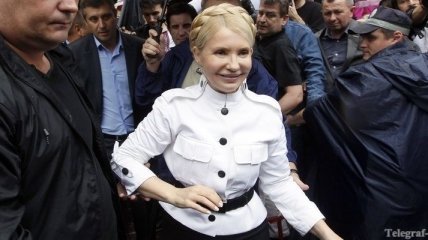 Оппозиция видит борьбу Тимошенко с Януковичем в 2015-м   
